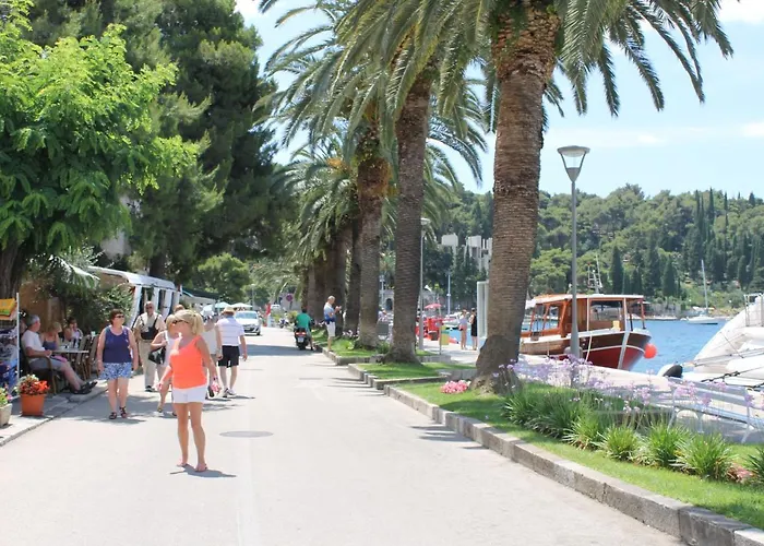 By The Sea Near Dubrovnik Semesterbostad