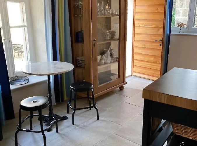 By The Sea Near Dubrovnik Semesterbostad Cavtat