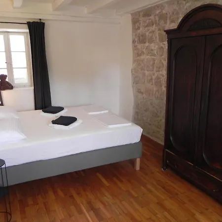 By The Sea Near Dubrovnik Цавтат